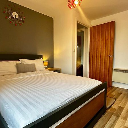 Two Bedroom Flat Town Centre Колчестер Экстерьер фото